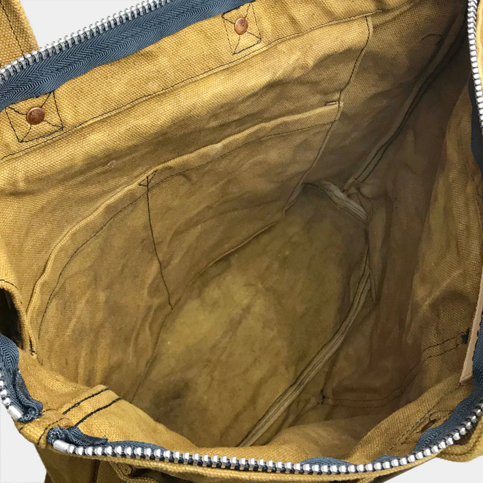 BZEN x MINER49ER HELMET18-16BIS CANVAS VEGGIE DYED HELMET BAG-20oz-E0 BISCOTTI