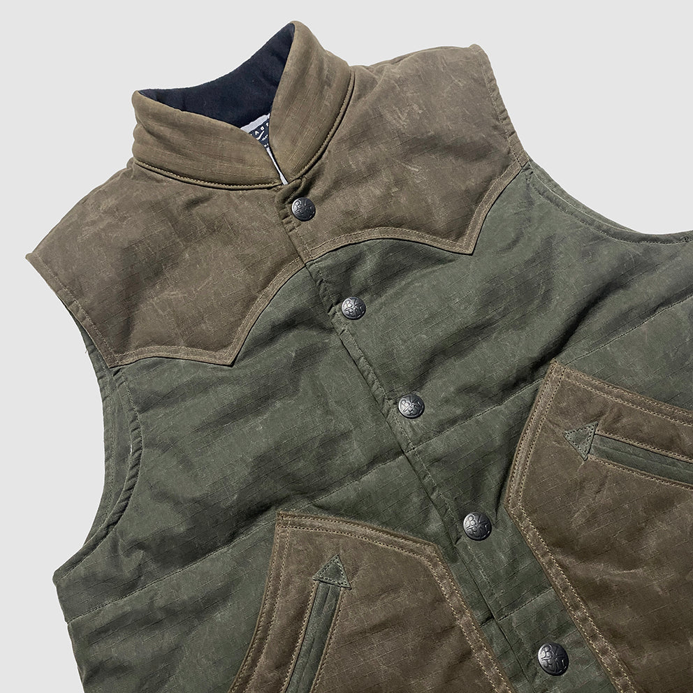 BZEN M.3009 CARLOS-WXK REGULAR FIT 4 POCKET WAXED RIP STOP QUILTED VEST-6OZ-WAX KHAKI CAUTION:DO NOT WASH