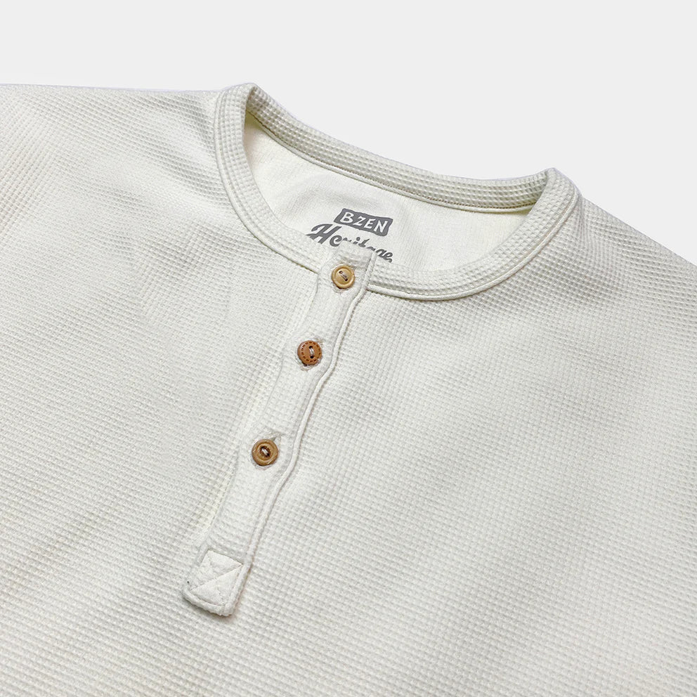 M.3084 MIZUIRO-WN REGULAR FIT LONG SLEEVE WAFFLE KNIT 3 BUTTON HENLEY-410GSM-E0 NATURAL