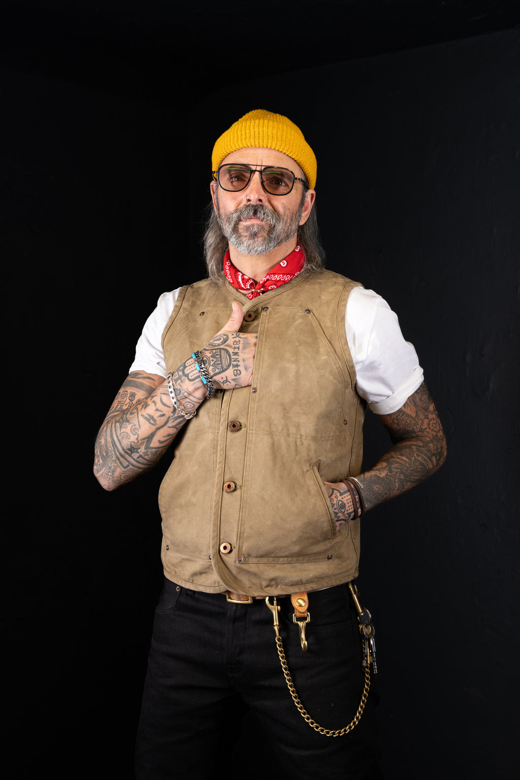 BZEN M.3193-SANCHEZ REGULAR FIT DOUBLE FRONT PANEL VEGGIE DYED CANVAS VEST-12.5OZ-E0 MOSS GREEN