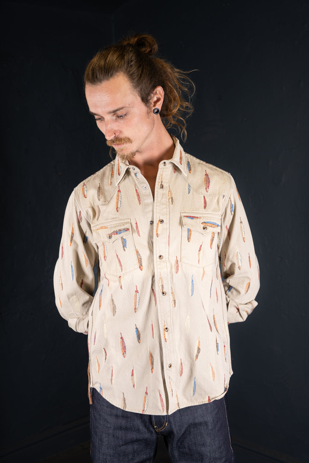 BZEN "THE FIRST AMERICANS" - M.3239-JESSE-FEATHERS REGULAR FIT WESTERN SHIRT- TAN
