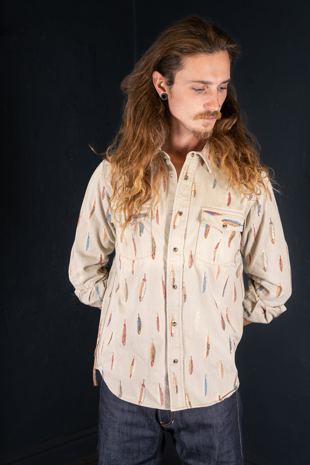 BZEN "THE FIRST AMERICANS" - M.3239-JESSE-FEATHERS REGULAR FIT WESTERN SHIRT- TAN