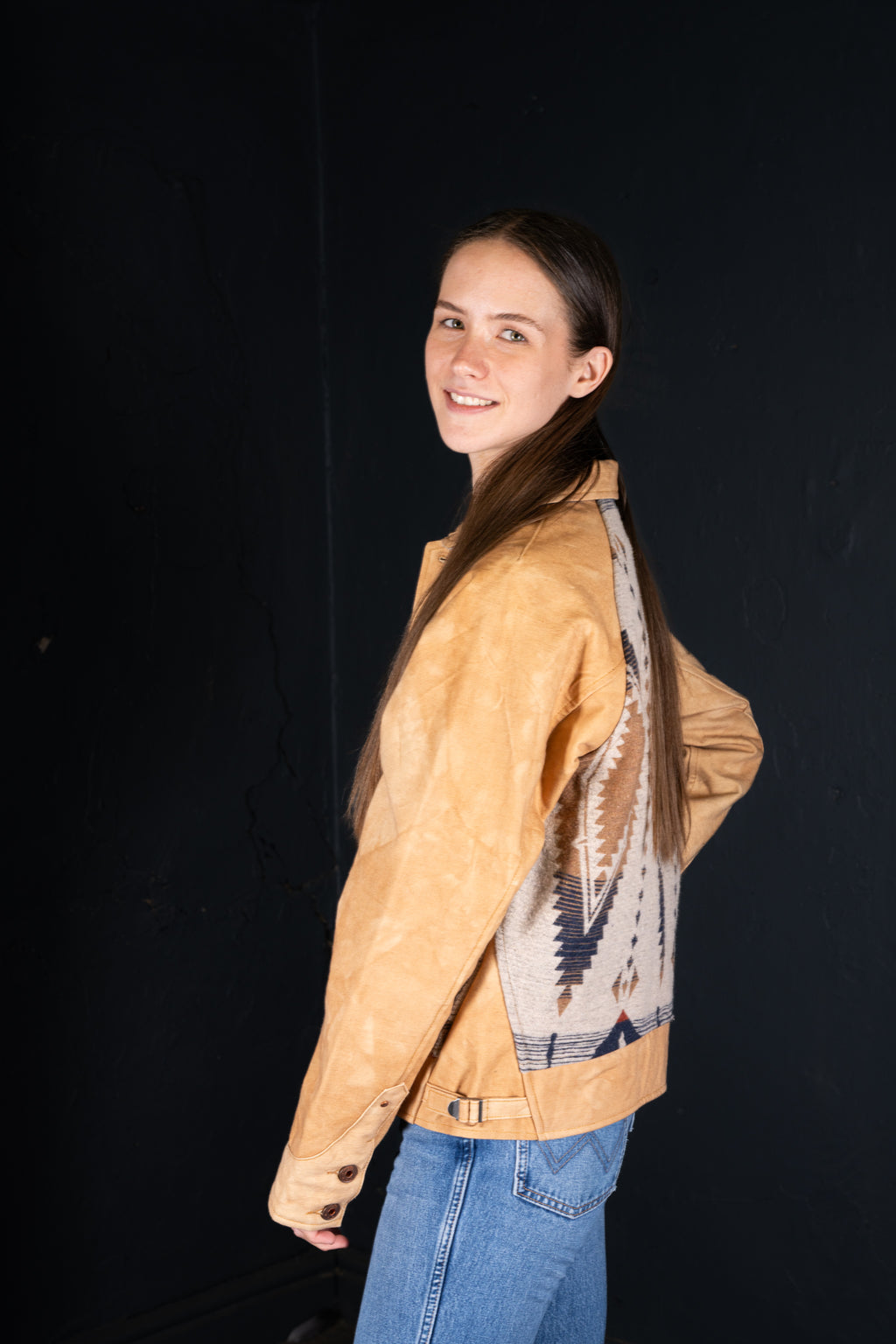 BZEN M.3003R-SANTANA-NBL REGULAR FIT RAGLAN SLEEVE NATIVE AMERICAN MOTIF BLANKET PANEL VEGGIE DYED CANVAS COSSACK JACKET-13.5OZ-E0 GOBI