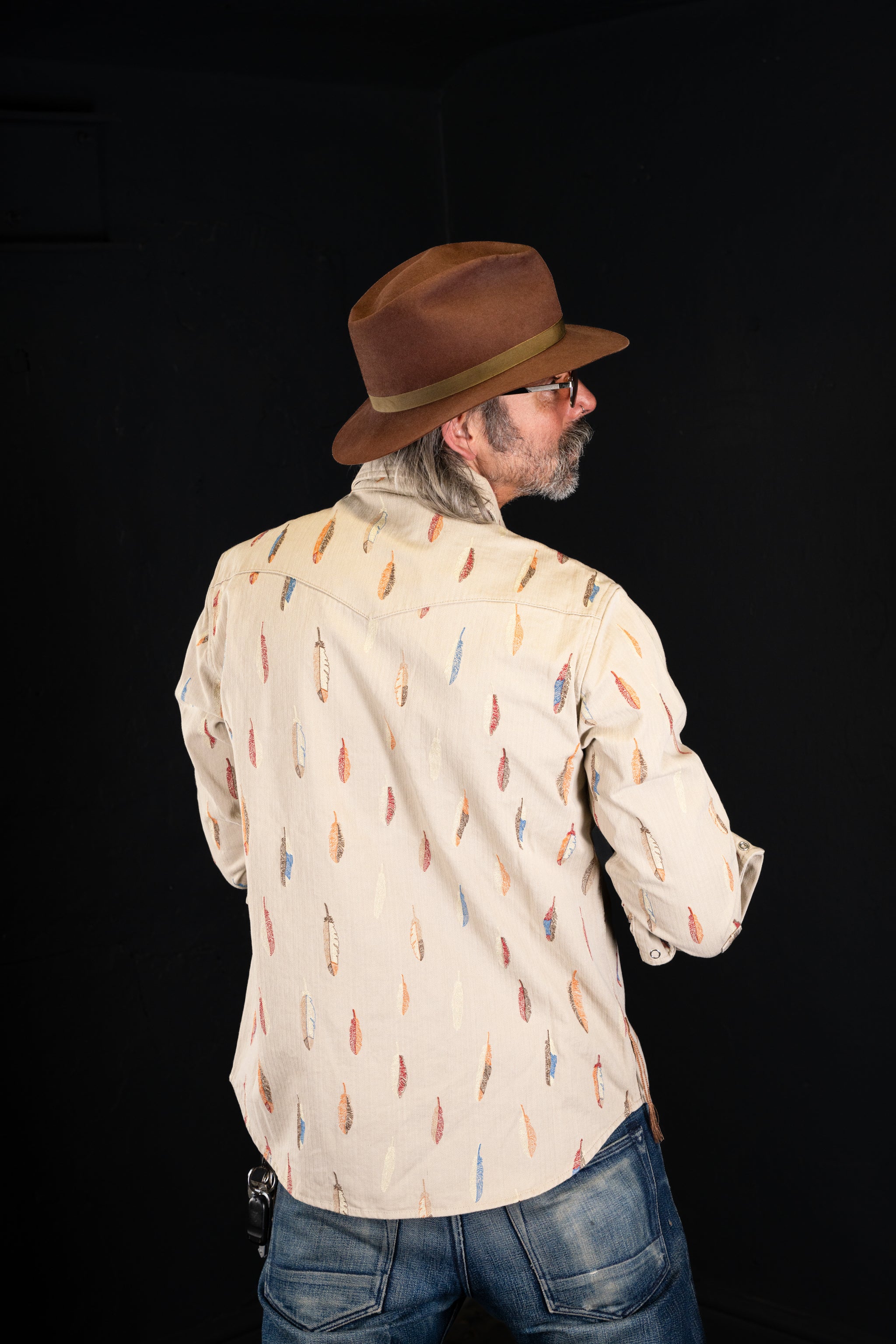 BZEN "THE FIRST AMERICANS" - M.3239-JESSE-FEATHERS REGULAR FIT WESTERN SHIRT- TAN