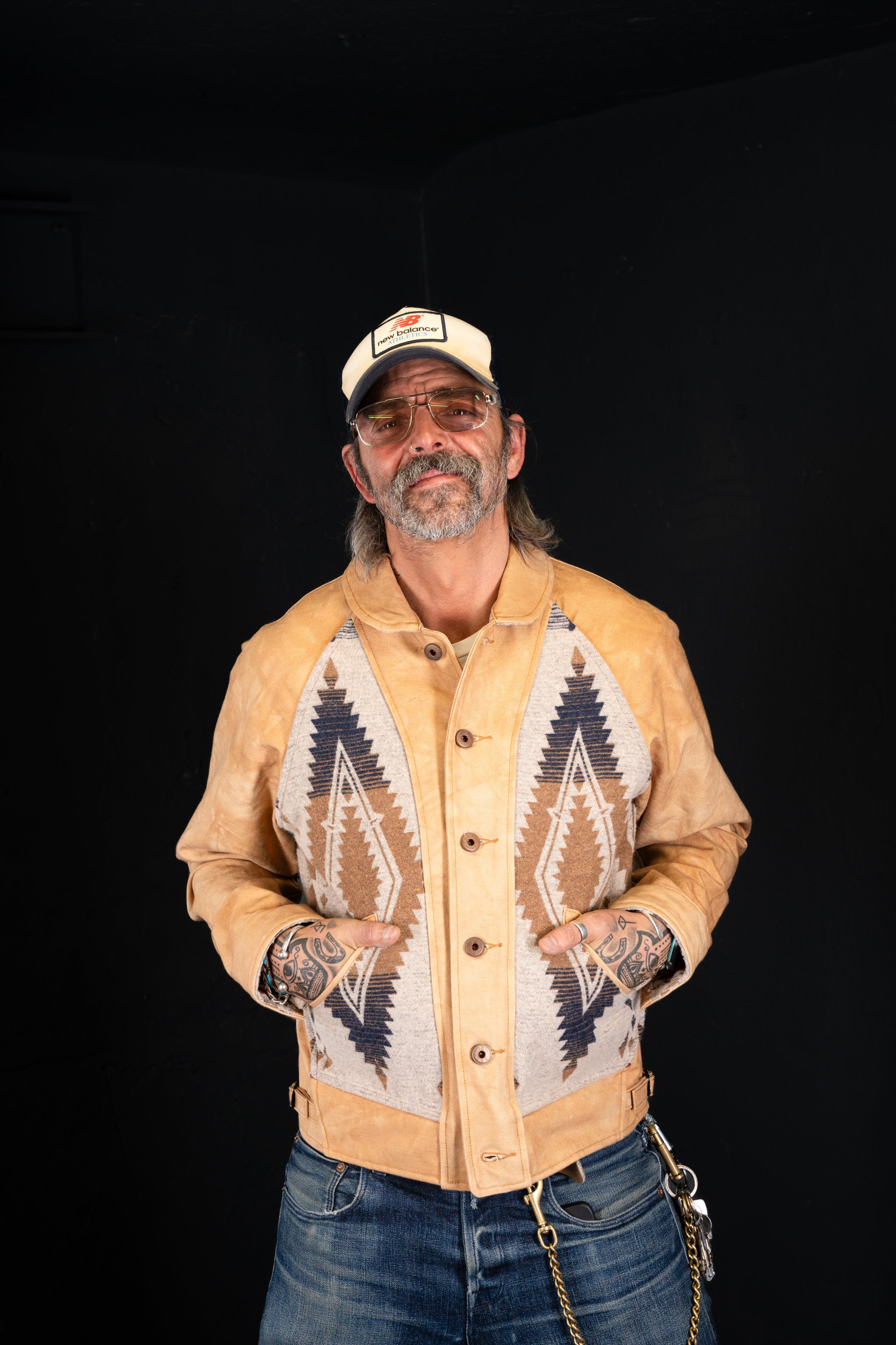 BZEN M.3003R-SANTANA-NBL REGULAR FIT RAGLAN SLEEVE NATIVE AMERICAN MOTIF BLANKET PANEL VEGGIE DYED CANVAS COSSACK JACKET-13.5OZ-E0 GOBI