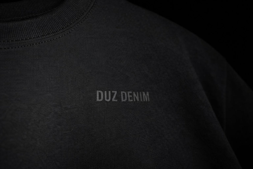 DUZ DENIM-MICRO EMBLEM-HEAVY JERSEY OVERSIZED TEE-BLACK