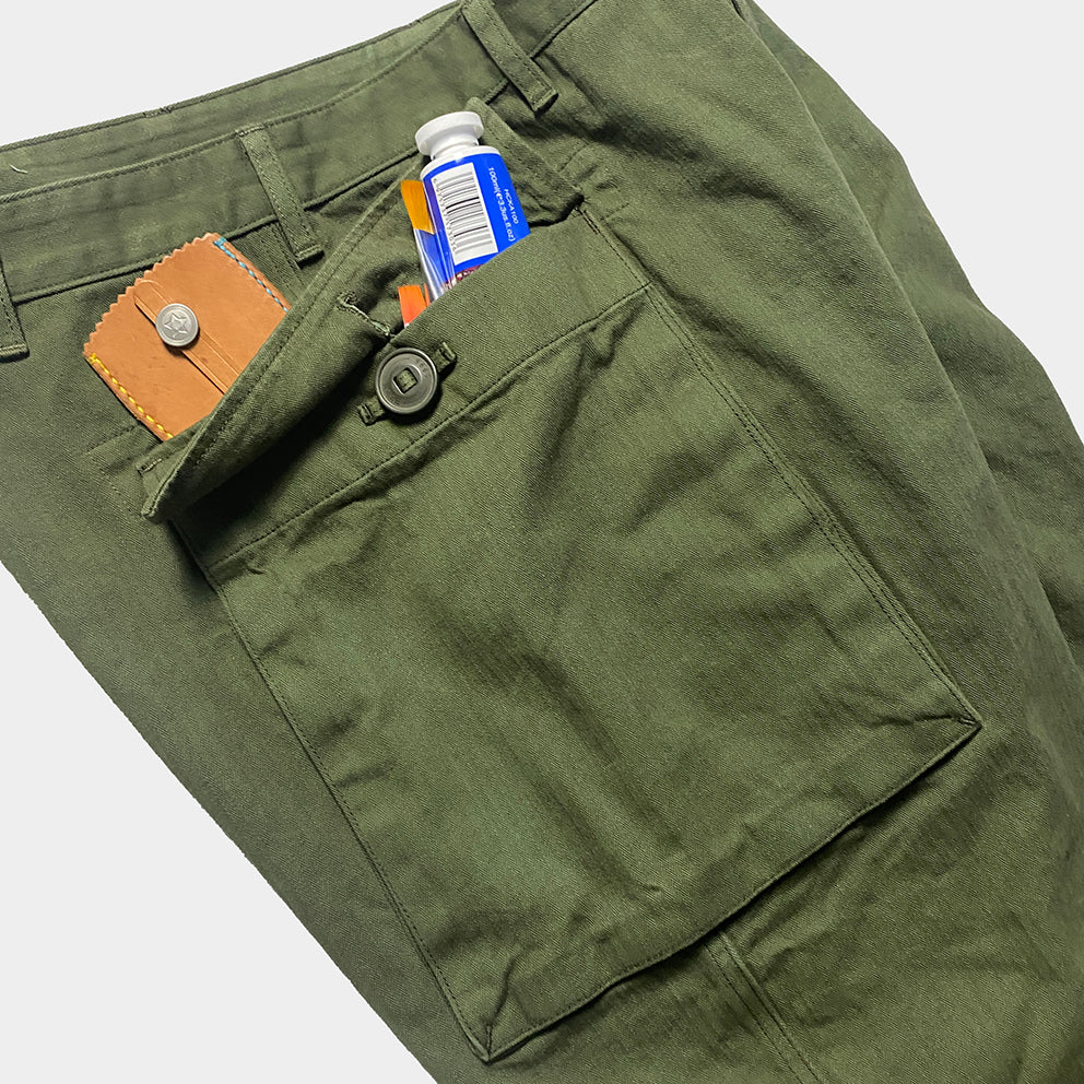 BZEN M.1045 MASH-2 HBT4 REGULAR FIT VEGGIE DYED HERRINGBONE TWILL USMC INSPIRED 12" INSEAM SHORT-7OZ- E0 MOSS GREEN
